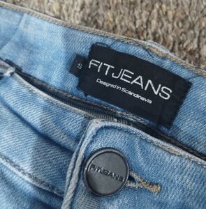 Size Small Fitjeans